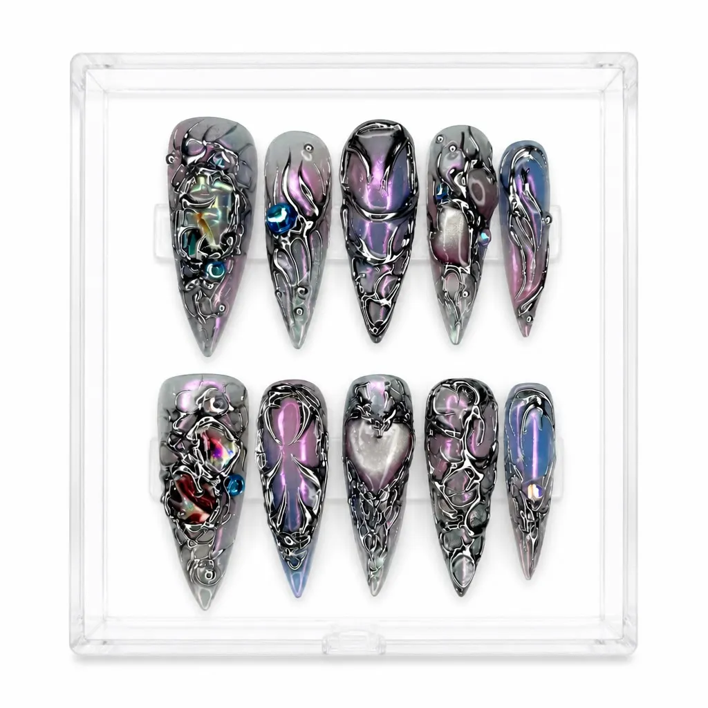 Iridescent Armor – Mẫu Nailbox Sỉ Thiết Kế Thủ Công