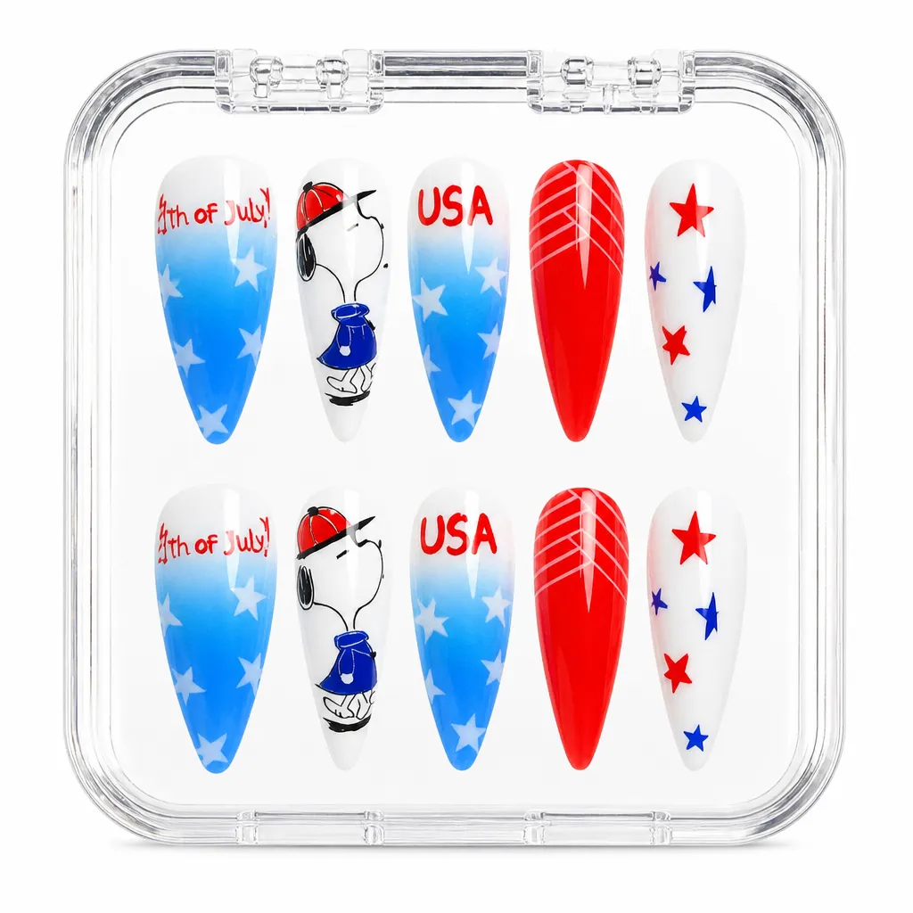 Snoopy Festive Salute – Xưởng gia công Nailbox Sỉ thủ công